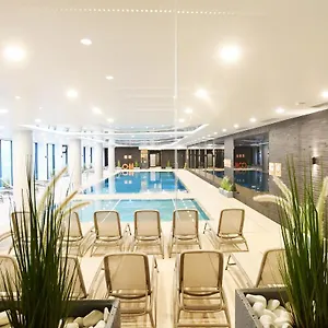 Nadmorskie Tarasy Baseny,sauny,garaz Port -navigator Apartment