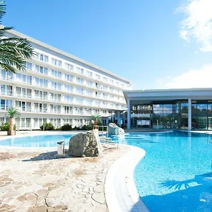 Ikar Plaza Resort